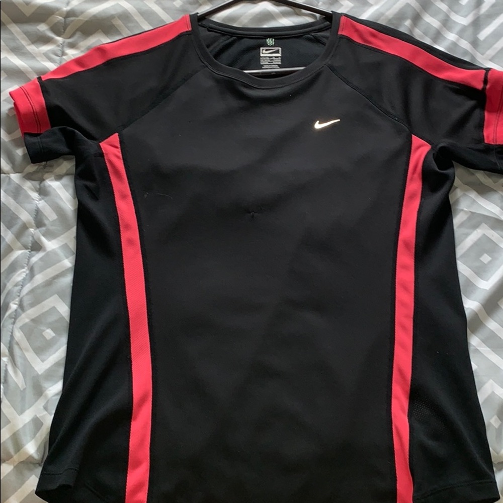 Black Nike Tee!!